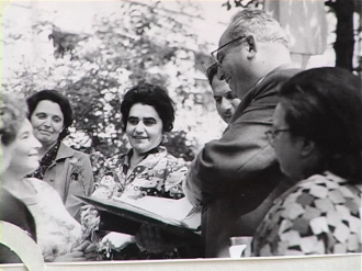 /Files/images/fotovospominaniya_vyipusknikov/storya/6.png